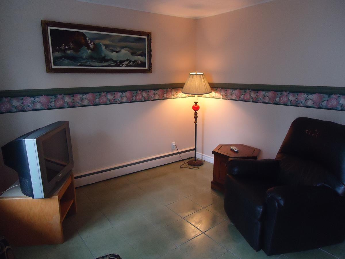 Motel Cote Rivière-du-Loup Buitenkant foto